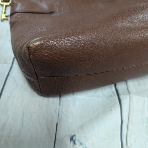 Fossil Leather Crossbody Purse - Picture 7 of 8